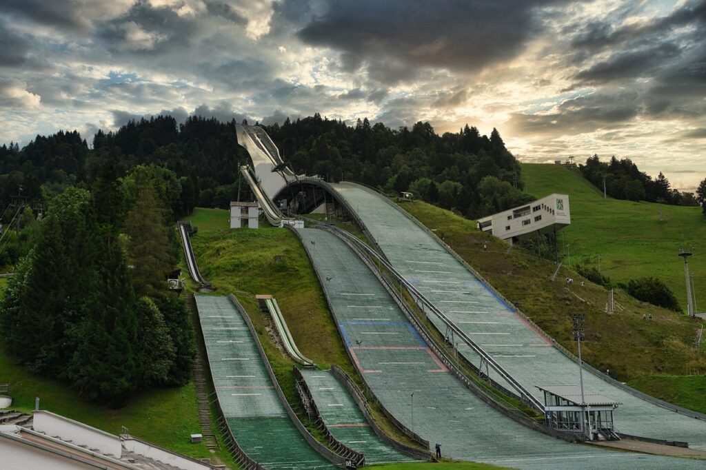 Paweł Wąsek Takes Lead in Summer Grand Prix Standings