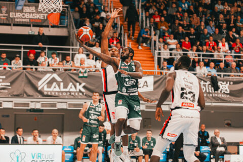 Legia Warsaw defeats Start Lublin and gets its first victory of the season