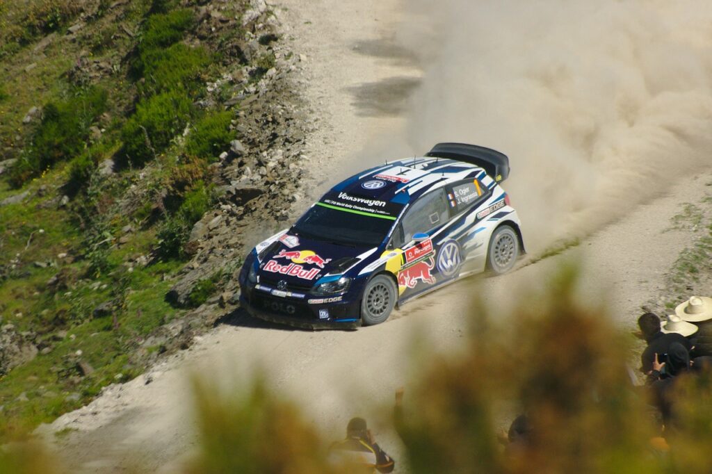 Thierry Neuville Leads Central European Rally, Marczyk Shines in WRC2
